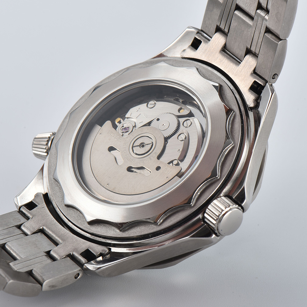 42mm ışıklı ekranlı erkek saat - Stainless Bracelet Diver incelemesi ve fiyatı